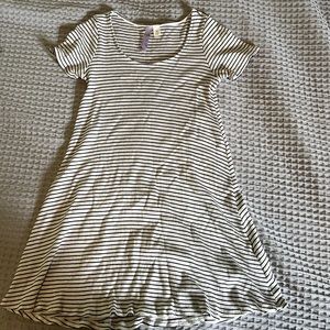 White/black Striped Dress